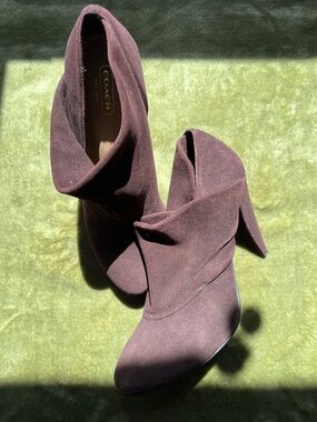 Coach NY Suade Pumps